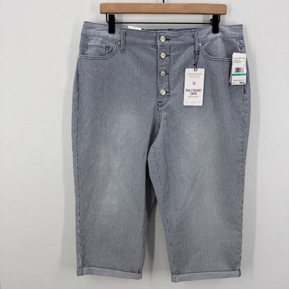 NWT Gloria Vanderbilt Women's Railroad Stripe Straight Capri Pant sz 16 - Picture 3 of 9